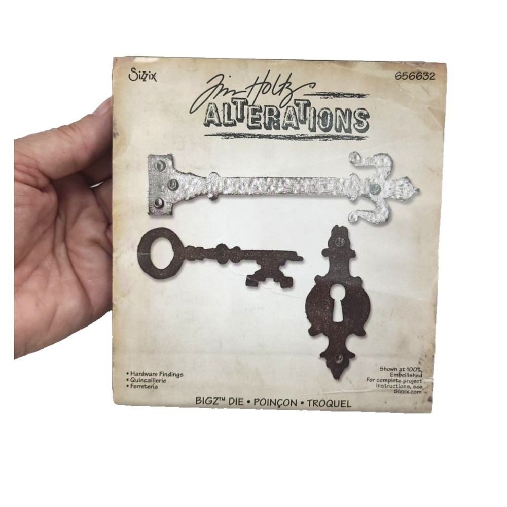 Sizzix Tim Holtz Alterations Bigz Die "Hardware Finding" #656632" used